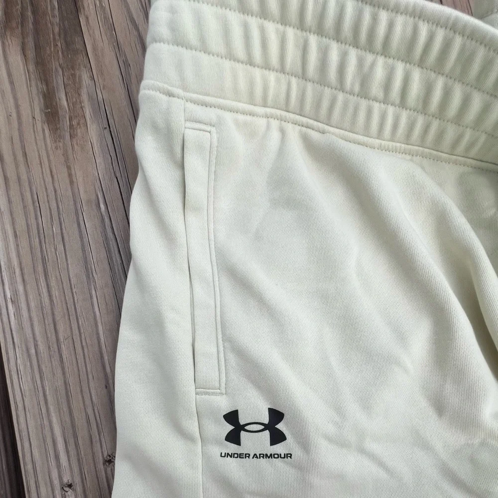- Under Armour XL Rival Terry Knit Shorts! NEW!!